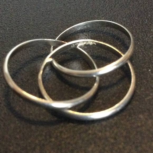Jewelry - 925 Triple Loop Silver rings